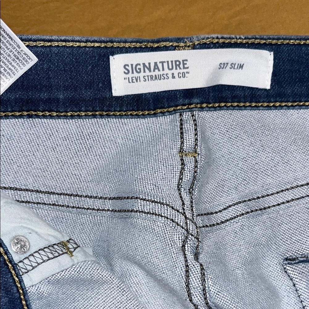 Signature by Levi Strauss Faded Blue Slim Jeans